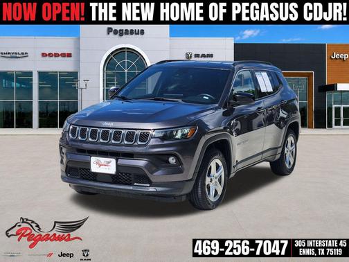 Black 2024 Jeep Compass Latitude