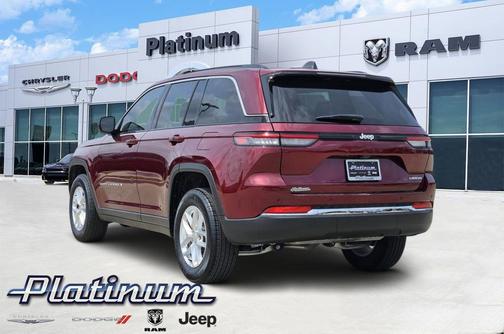 Velvet Red Pearlcoat 2025 Jeep Grand Cherokee Laredo