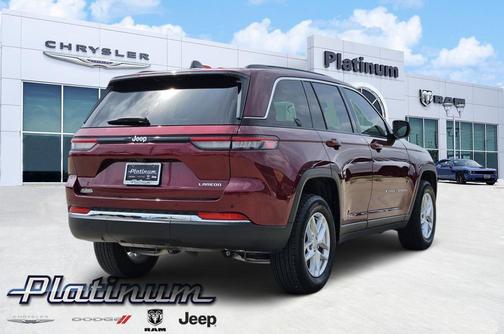 Velvet Red Pearlcoat 2025 Jeep Grand Cherokee Laredo