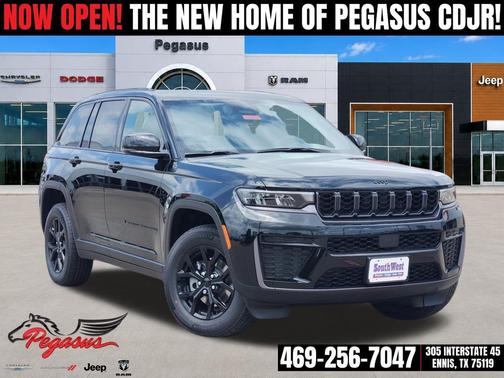 Diamond Black Crystal Pearlcoat 2026 Jeep Grand Cherokee Altitude