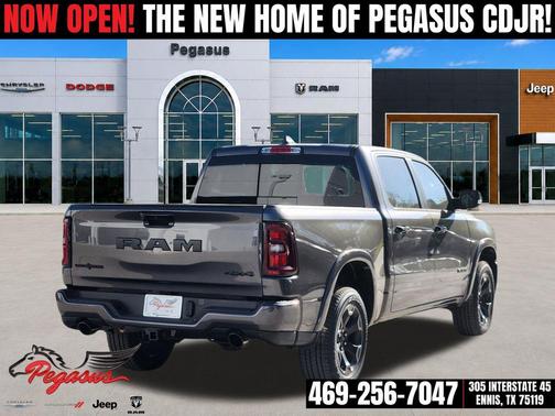 Granite Crystal Metallic Clearcoat 2026 RAM 1500 Big Horn/Lone Star
