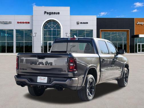 Granite Crystal Metallic Clearcoat 2026 RAM 1500 Big Horn/Lone Star