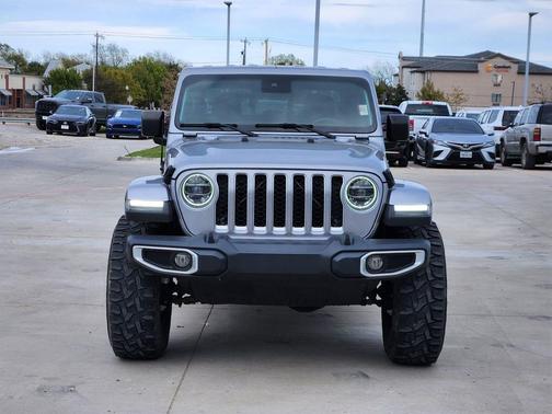 2020 Jeep Gladiator Overland