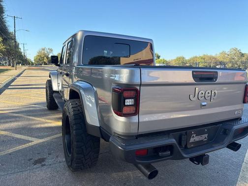 2020 Jeep Gladiator Overland