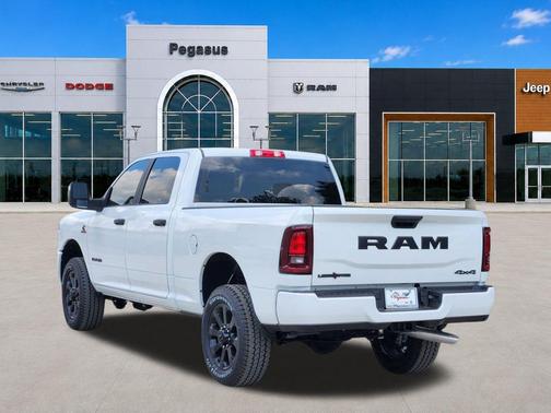 Bright White Clearcoat 2026 RAM 2500 Lone Star Crew Cab 4x4 6'4' Box