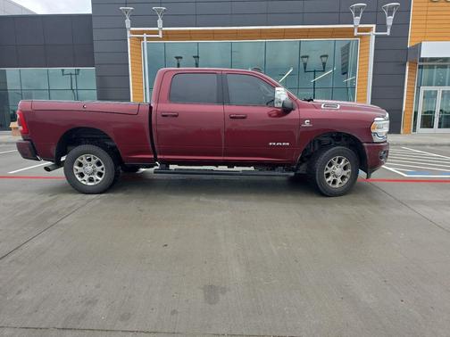 Delmonico Red Pearlcoat 2023 RAM 2500 Laramie Crew Cab 4x4 6'4' Box