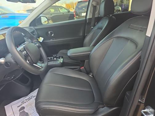 2025 Hyundai IONIQ 5 SEL