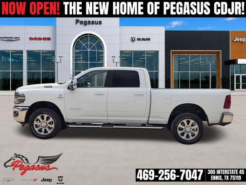 Bright White Clearcoat 2026 RAM 2500 Laramie Crew Cab 4x4 6'4' Box