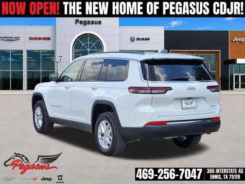 Bright White Clearcoat 2026 Jeep Grand Cherokee L Laredo