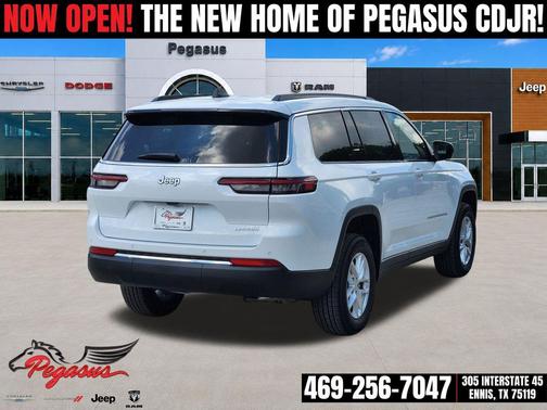 Bright White Clearcoat 2026 Jeep Grand Cherokee L Laredo