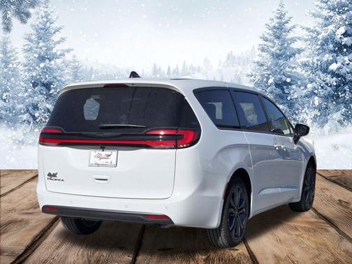 2026 Chrysler Pacifica L