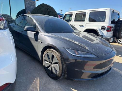 2025 Tesla Model 3 Long Range