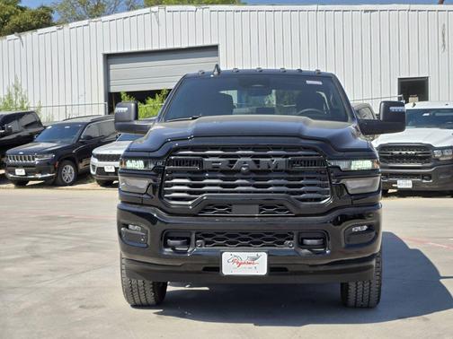 2025 RAM 2500 Lone Star Crew Cab 4x4 6'4' Box