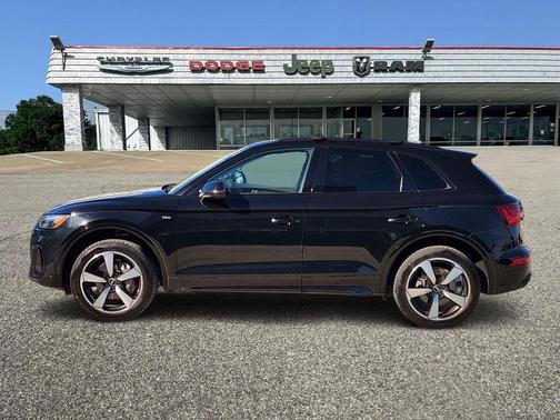 2022 Audi Q5 45 S line Premium Plus