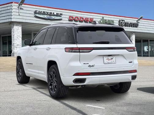 2025 Jeep Grand Cherokee Summit