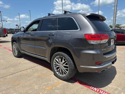 2017 Jeep Grand Cherokee Summit