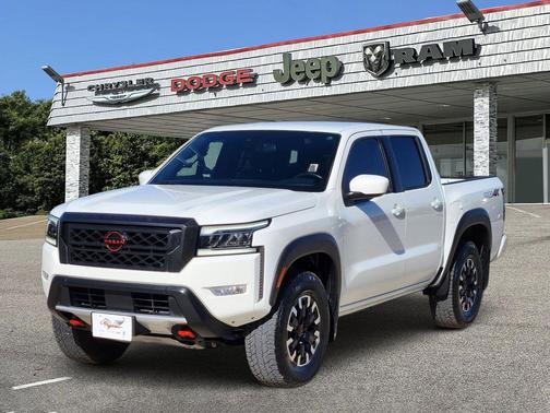 2024 Nissan Frontier PRO-4X