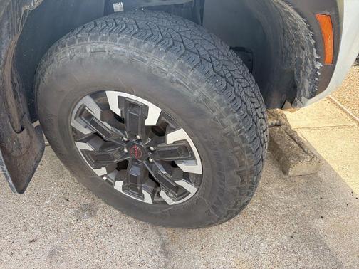 2024 Nissan Frontier PRO-4X