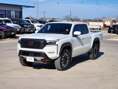 2024 Nissan Frontier PRO-4X