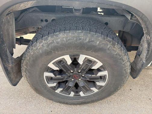 2024 Nissan Frontier PRO-4X