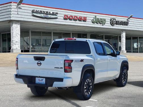 2024 Nissan Frontier PRO-4X