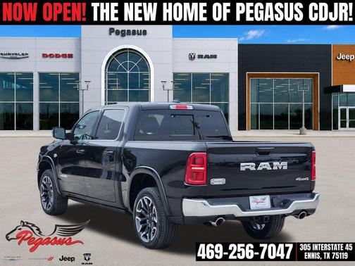 Diamond Black Crystal Pearlcoat 2026 RAM 1500 Longhorn