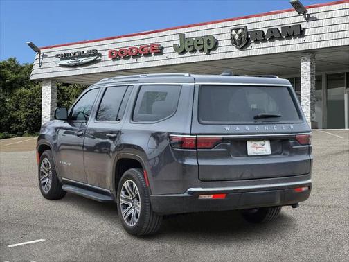 2025 Jeep Wagoneer 4x2