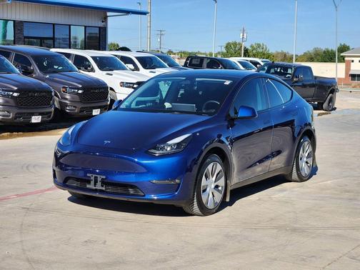 2023 Tesla Model Y Long Range Dual Motor All-Wheel Drive