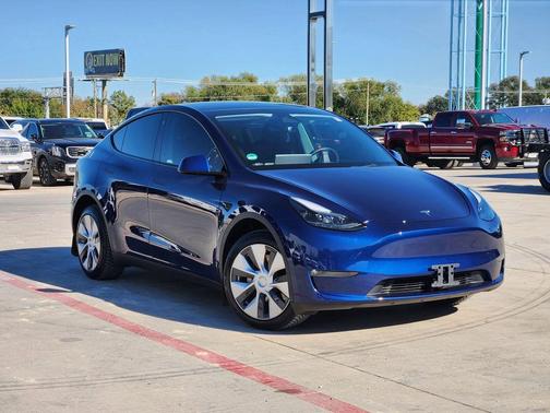 2023 Tesla Model Y Long Range Dual Motor All-Wheel Drive