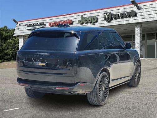 2024 Land Rover Range Rover P400 SE