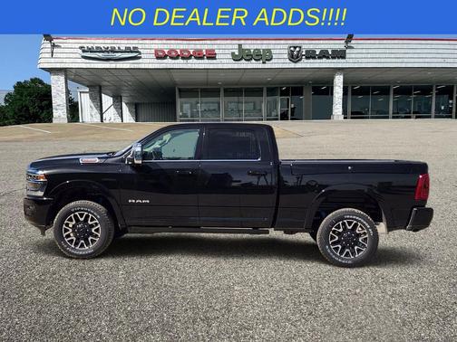 Diamond Black Crystal Pearlcoat 2026 RAM 2500 Longhorn
