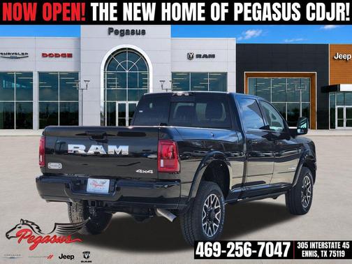 Diamond Black Crystal Pearlcoat 2026 RAM 2500 Longhorn
