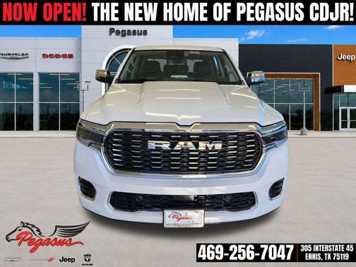 Ivory White Tri-Coat Pearlcoat 2026 RAM 1500 ST