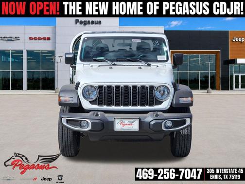 Bright White Clearcoat 2026 Jeep Gladiator Sport