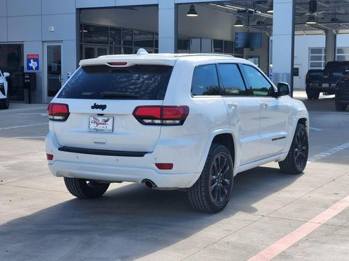 2021 Jeep Grand Cherokee Laredo