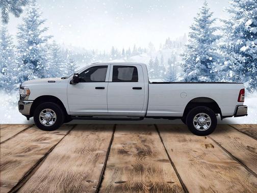 2024 RAM 2500 Tradesman Crew Cab 4x4 8' Box