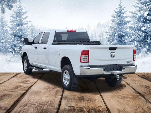 2024 RAM 2500 Tradesman Crew Cab 4x4 8' Box