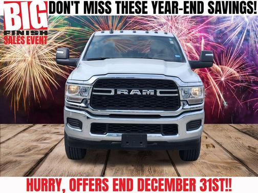 2024 RAM 2500 Tradesman Crew Cab 4x4 8' Box