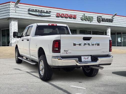 2025 RAM 3500 Lone Star Crew Cab 4x4 8' Box