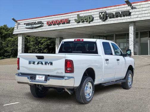 2025 RAM 2500 Tradesman Crew Cab 4x4 6'4' Box