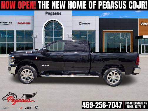 Diamond Black Crystal Pearlcoat 2026 RAM 2500 Lone Star Crew Cab 4x4 6'4' Box