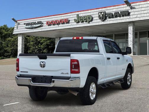 2023 RAM 2500 Big Horn Crew Cab 4x4 6'4' Box