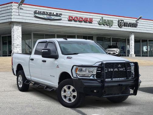 2023 RAM 2500 Big Horn Crew Cab 4x4 6'4' Box