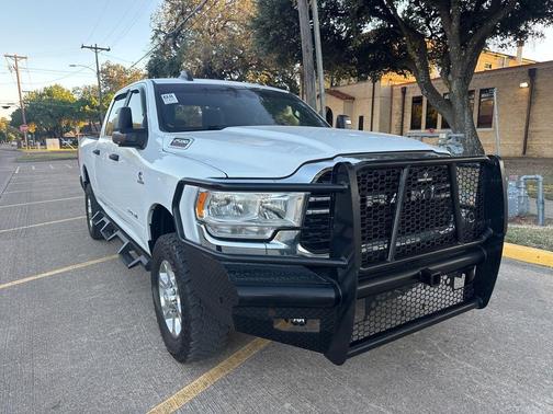 2023 RAM 2500 Big Horn Crew Cab 4x4 6'4' Box
