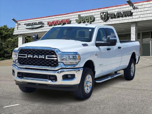 2024 RAM 3500 Big Horn Crew Cab 4x4 8' Box