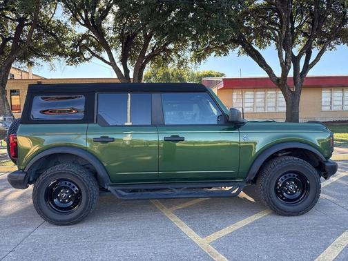 2023 Ford Bronco Black Diamond