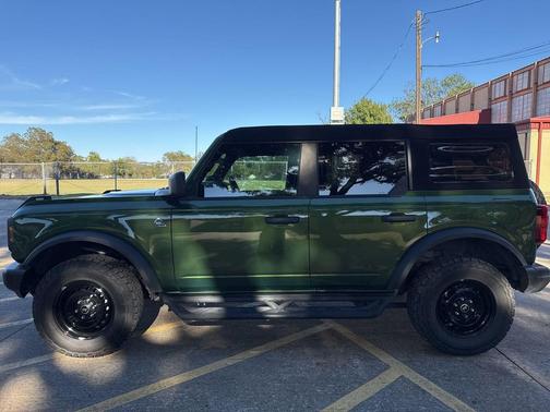 2023 Ford Bronco Black Diamond