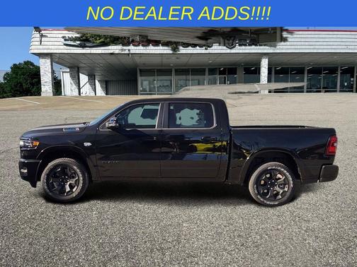 Diamond Black Crystal Pearlcoat 2026 RAM 1500 Big Horn/Lone Star