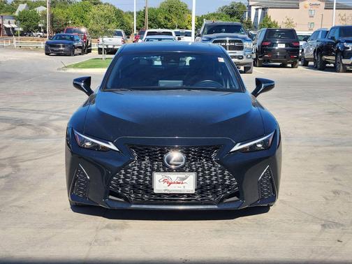 2022 Lexus IS 350 Base