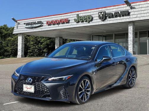 2022 Lexus IS 350 Base
